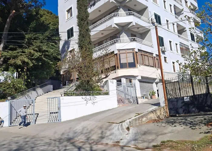 Apartment Jozi Kaiser 2 *